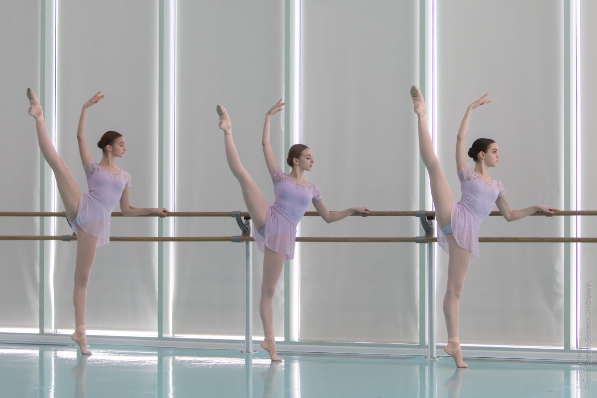 Арабеск (Arabesque) балерина