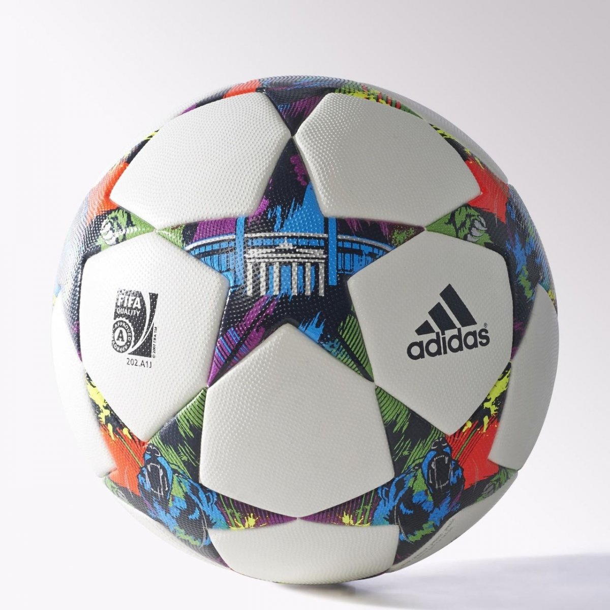Мяч адидас премьер лига 2015