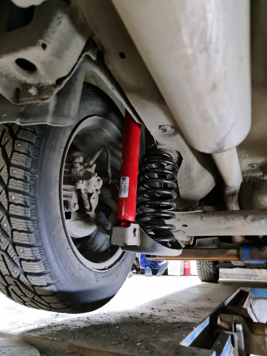 Skoda Rapid 2021 задняя подвеска