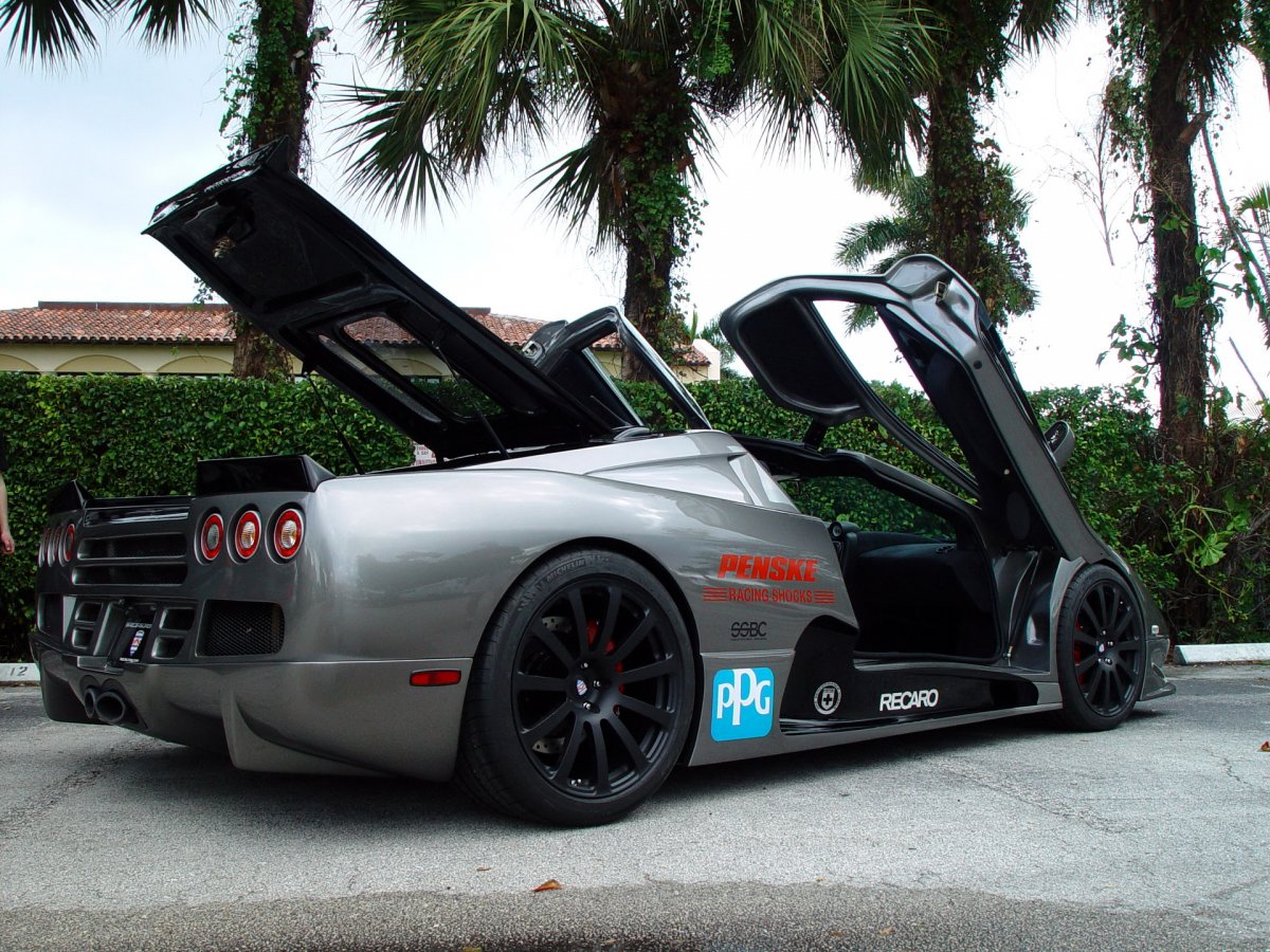 Машина SSC Ultimate Aero
