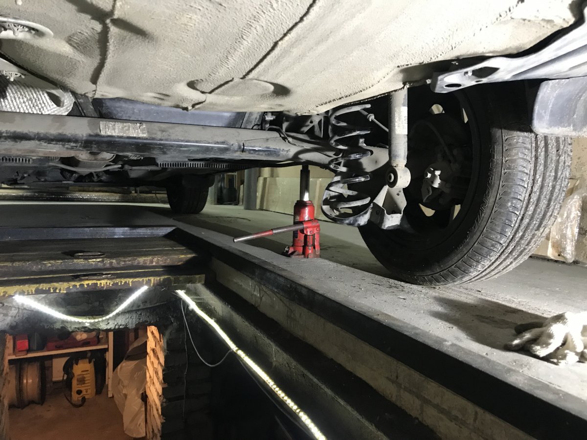 Задняя подвеска Шкода Рапид