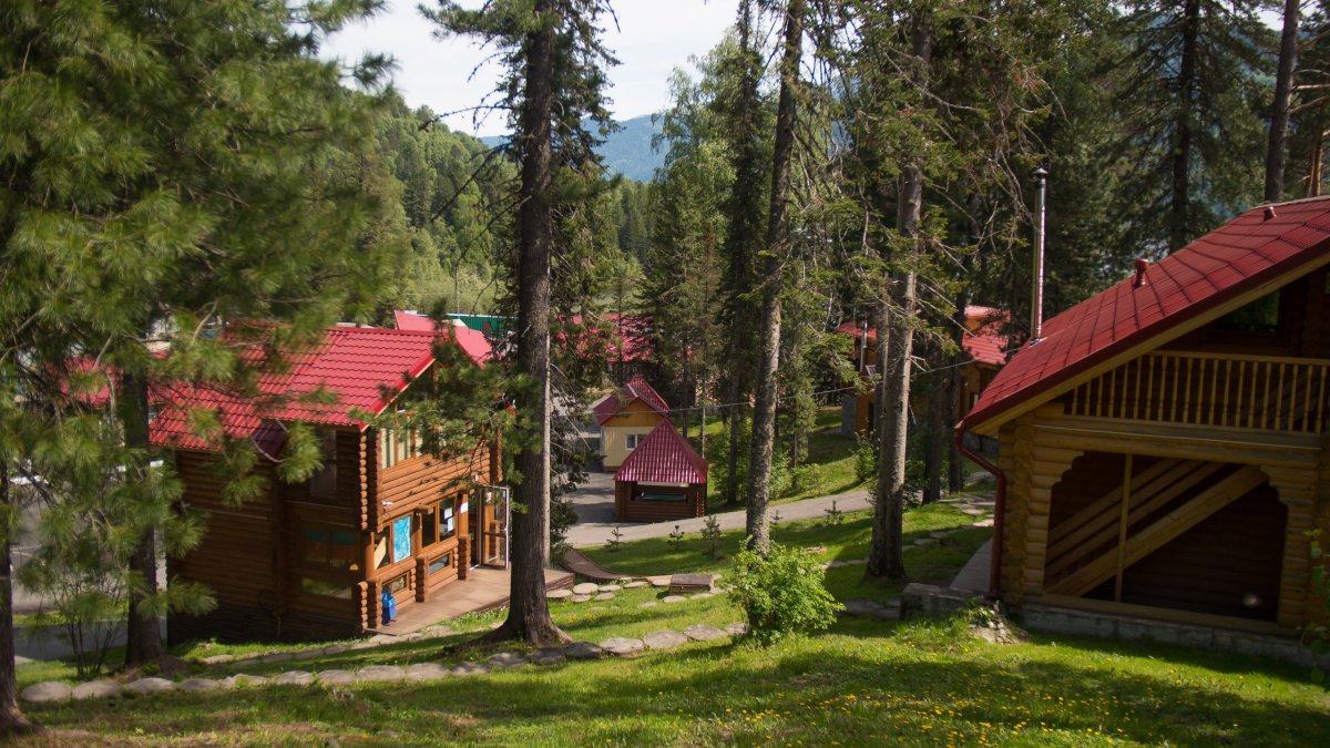 Отель горное озеро Алтай