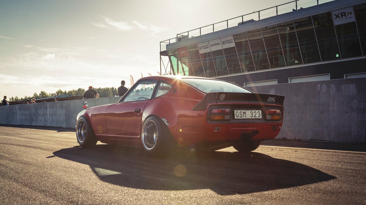 Datsun 240z Wallpaper