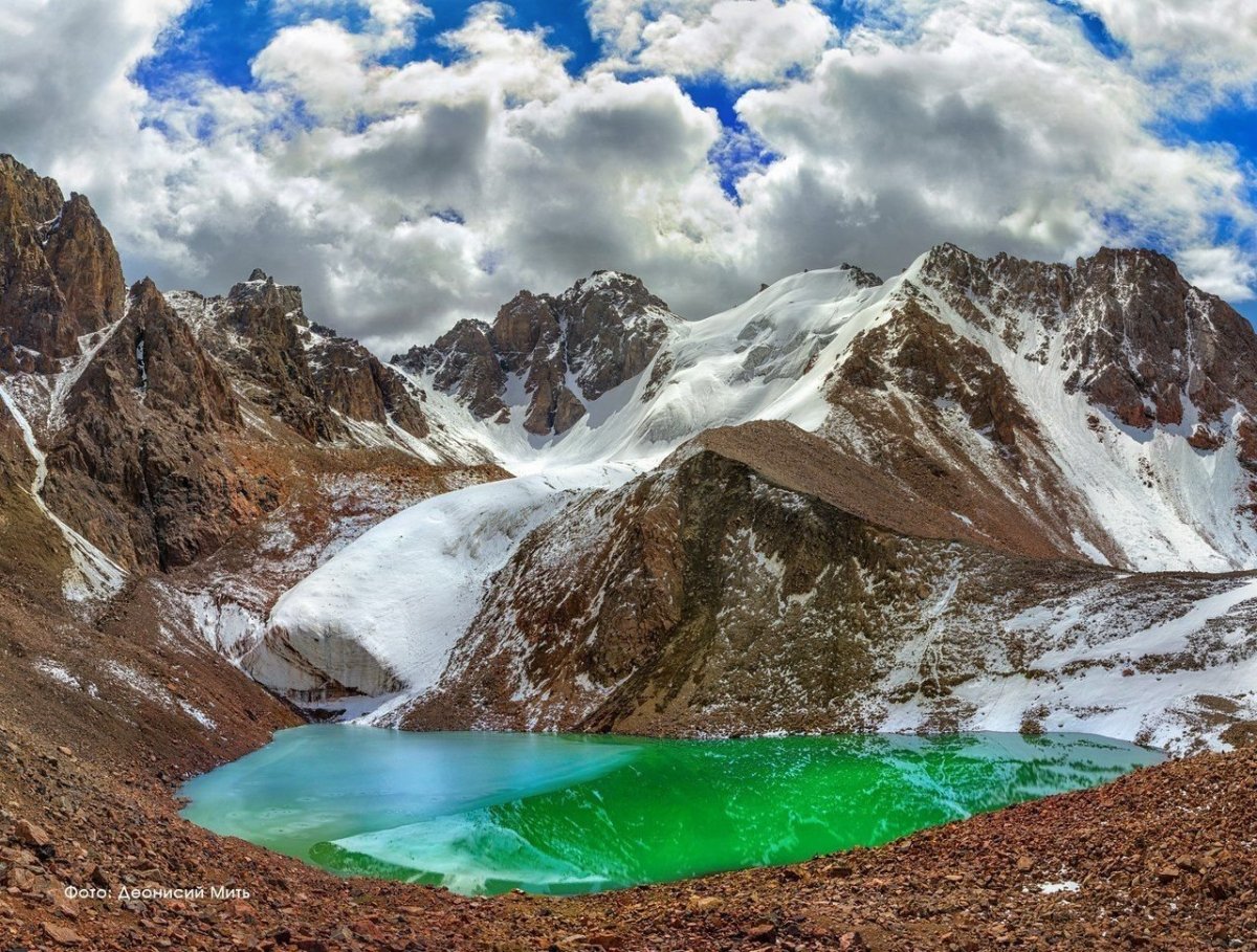 Большое Алматинское озеро апрель