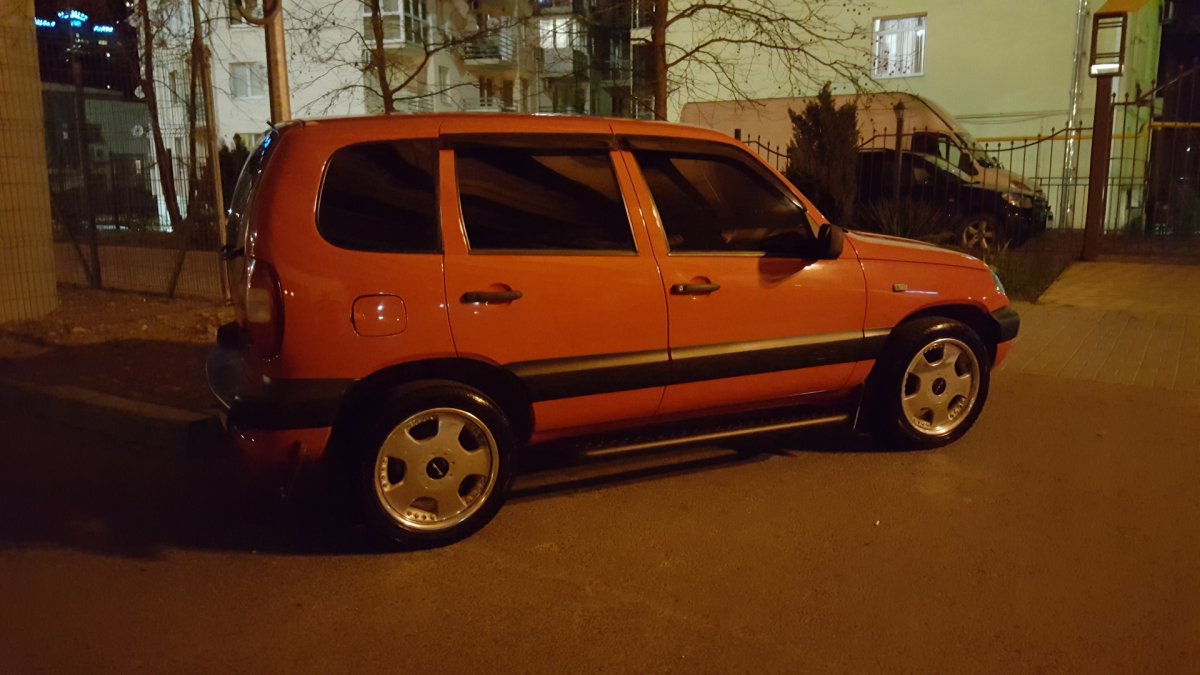 Chevrolet Niva занижение