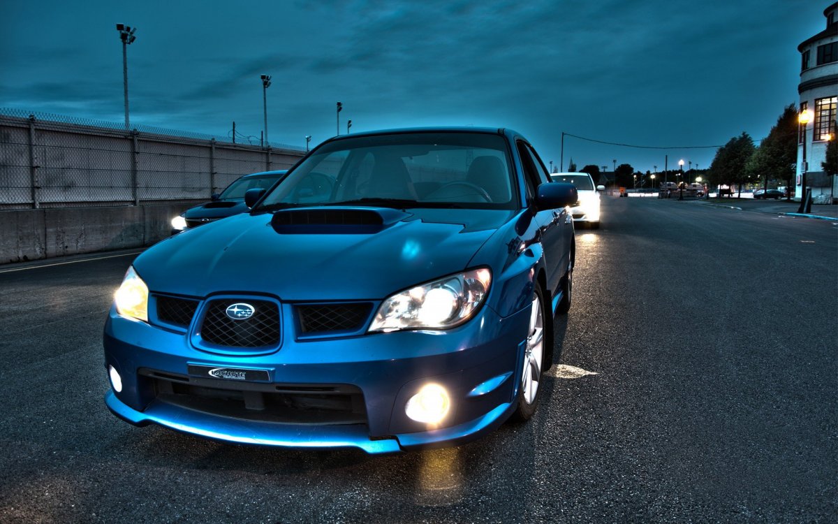 Subaru Impreza WRX STI синяя