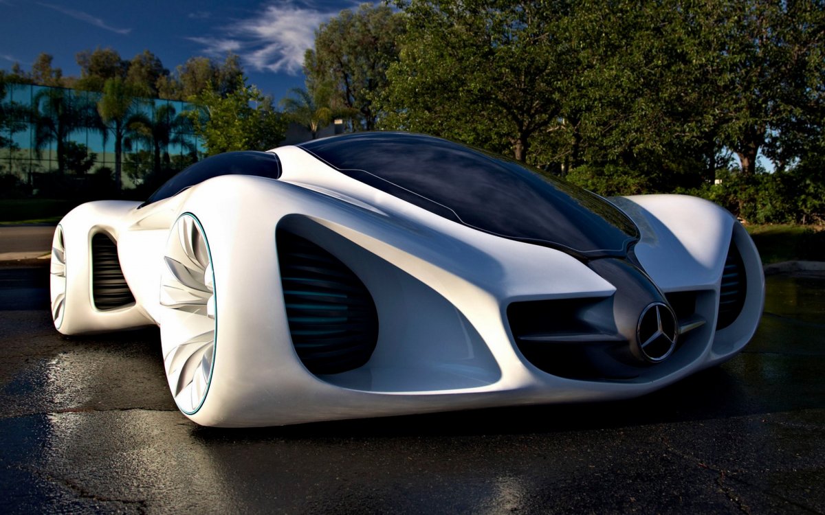 Машина Mercedes Benz Biome