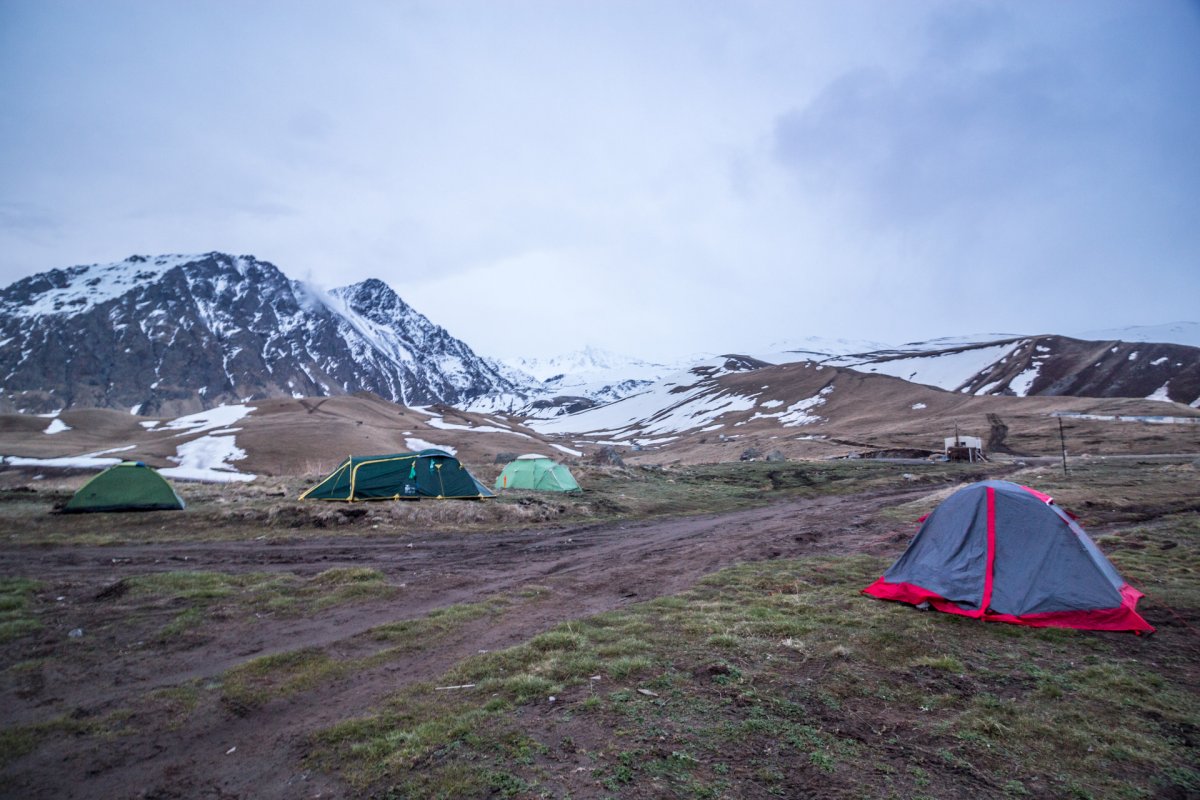 Джилы-Су в Кабардино-Балкарии палаточный лагерь
