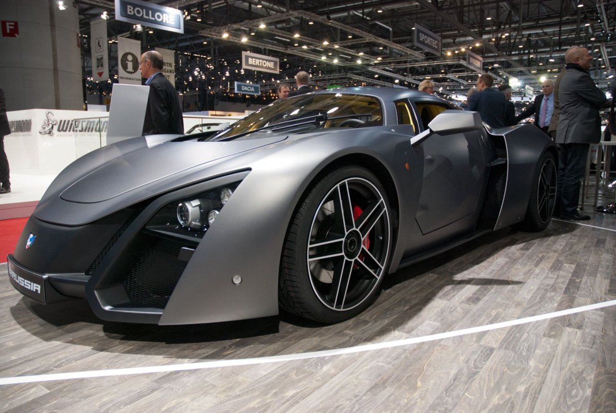 Спорткар Marussia b2