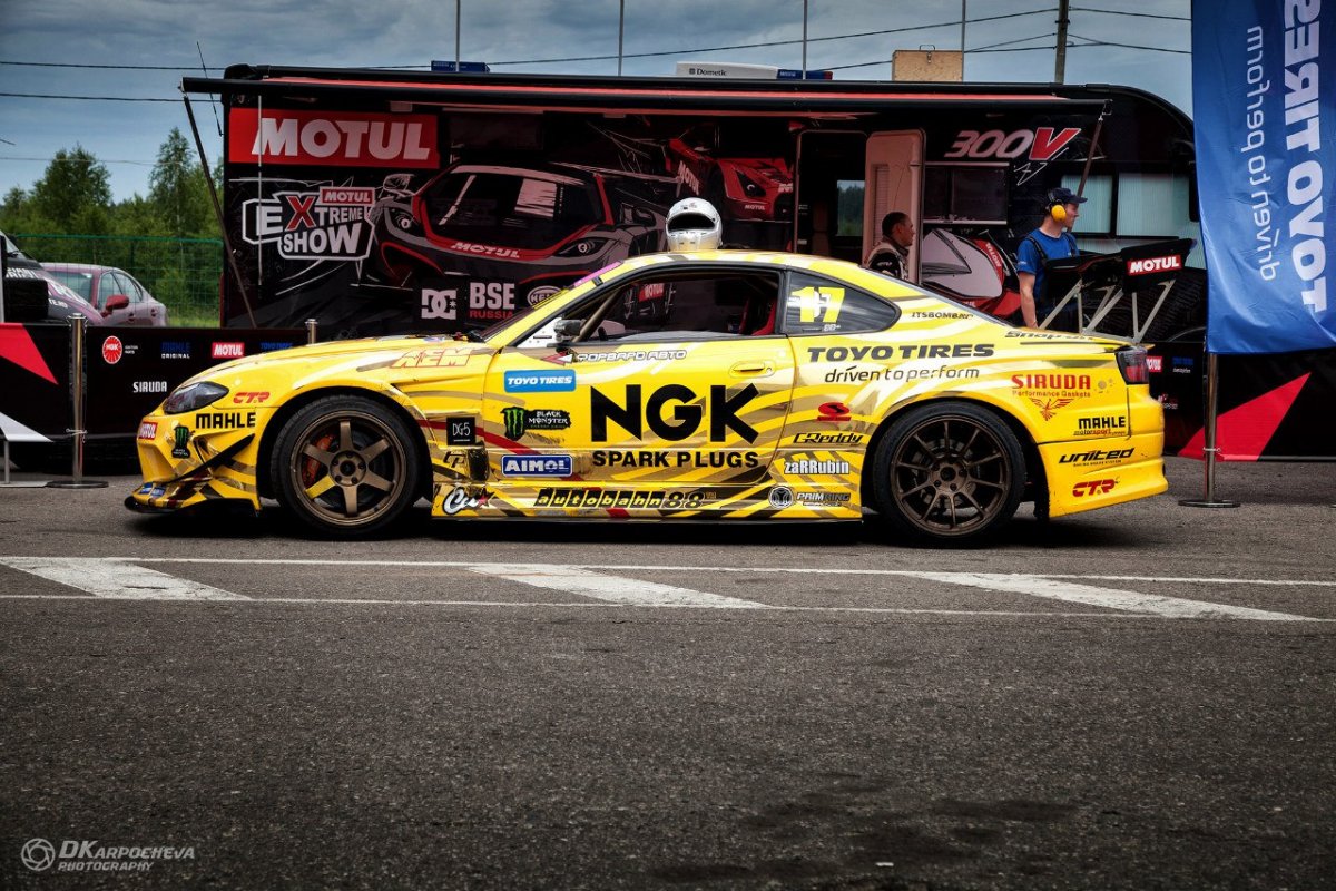 Nissan Silvia s15 NGK