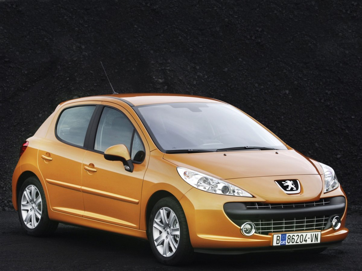 Peugeot 207 новая