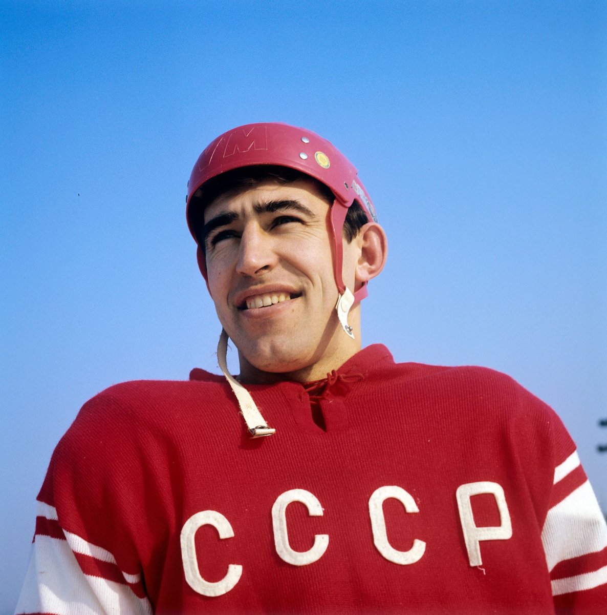 Хоккеист 1973 год Фирсов
