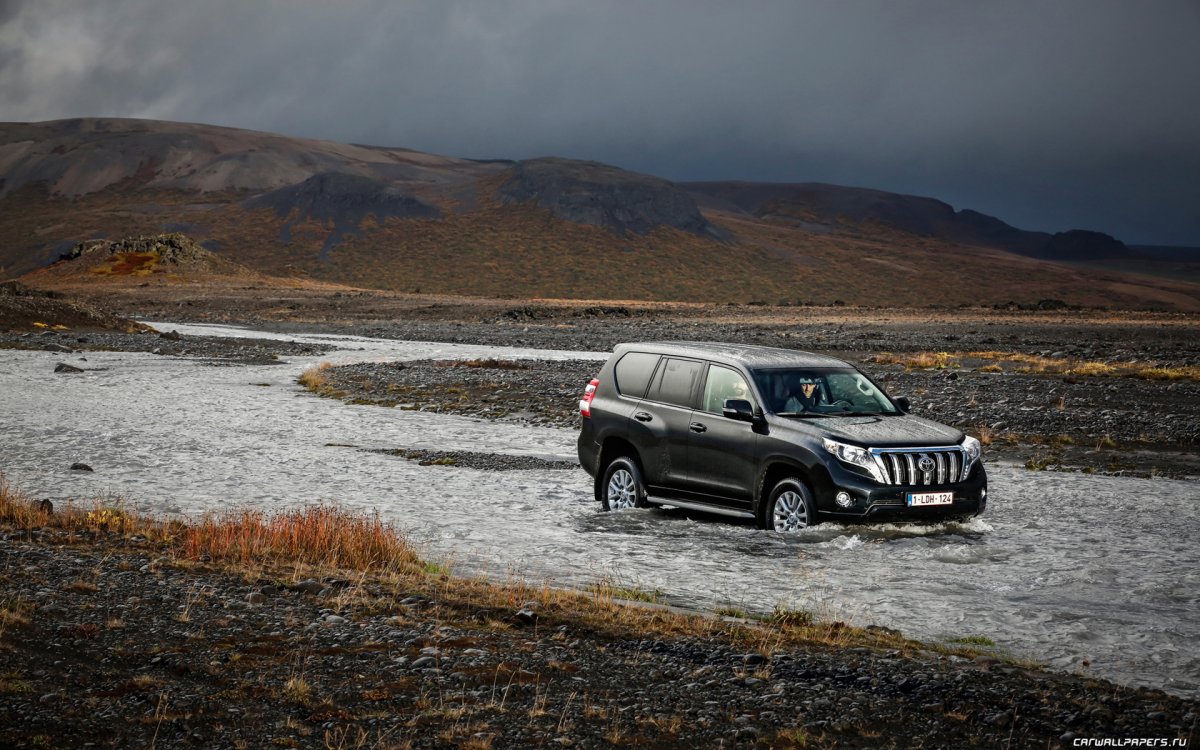 Toyota Land Cruiser 100