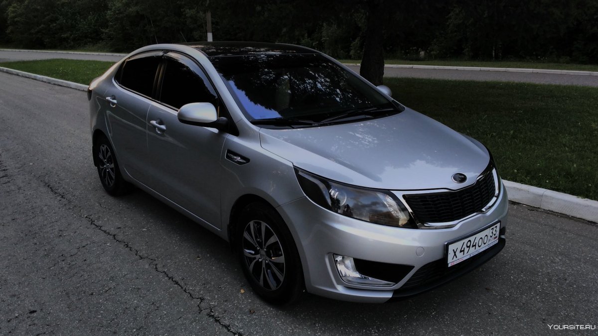 Kia Rio III Hatchback 2016