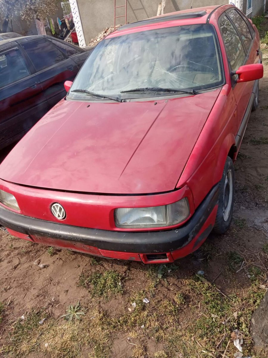 Опель Вектра в 1998г 1.6 бензин механика,