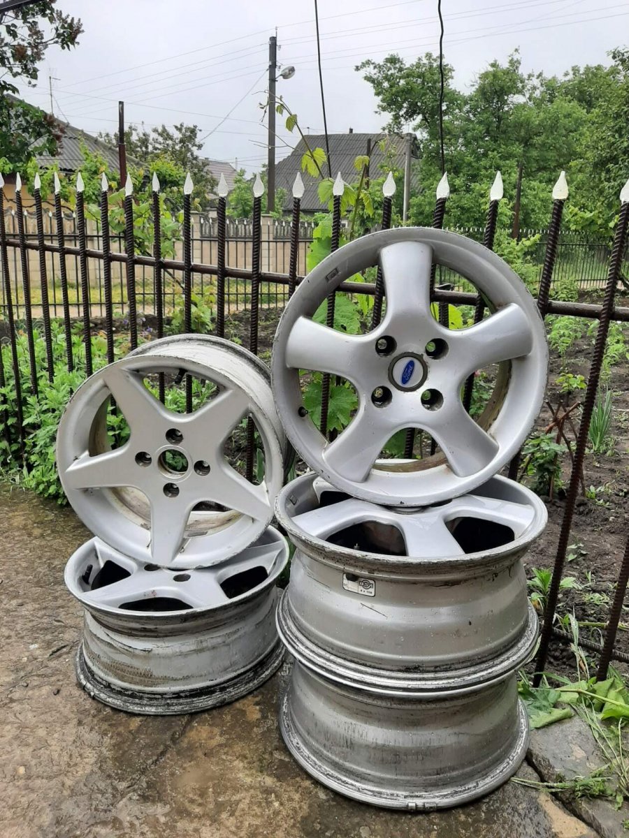 BMW 5 e39 525i ПМР авто рынок