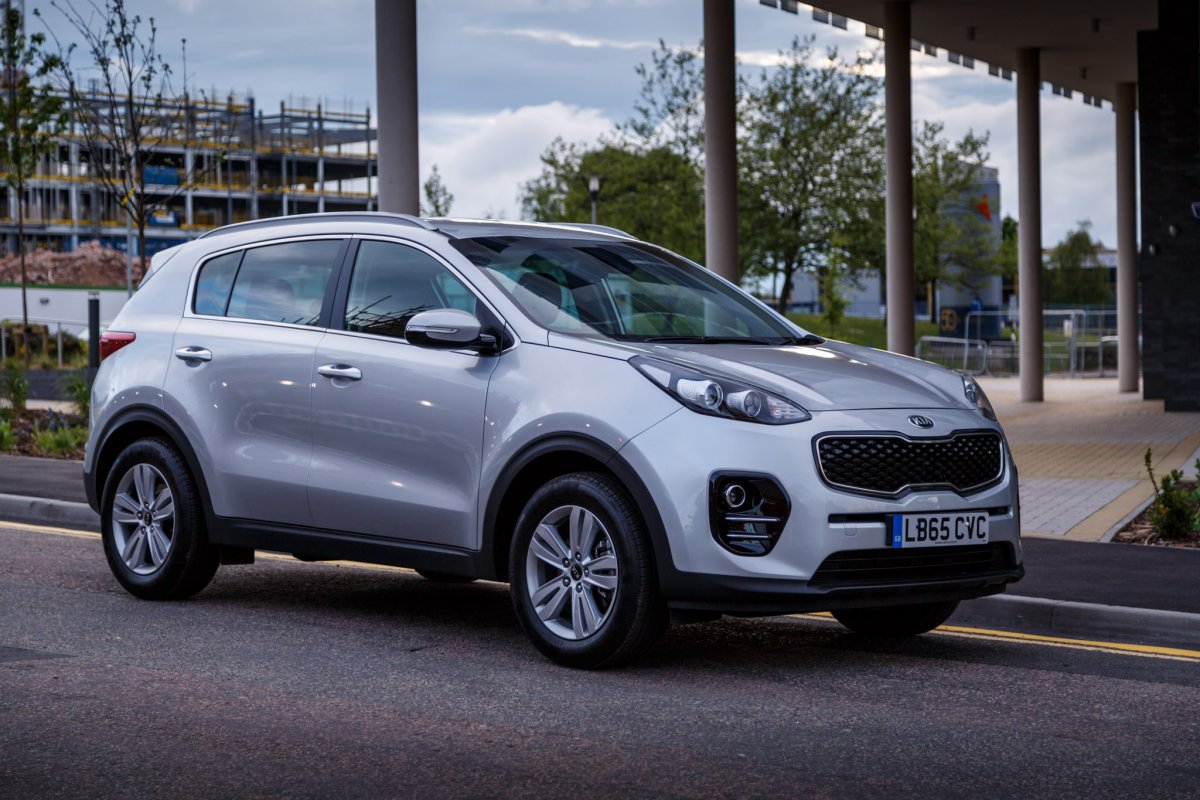Kia Sportage 2011 оранжевый