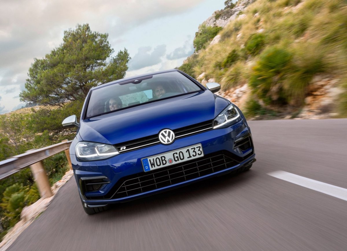 Volkswagen Golf GTI
