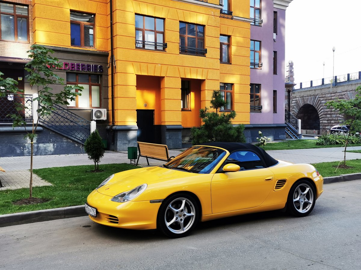 Boxster 718 Black