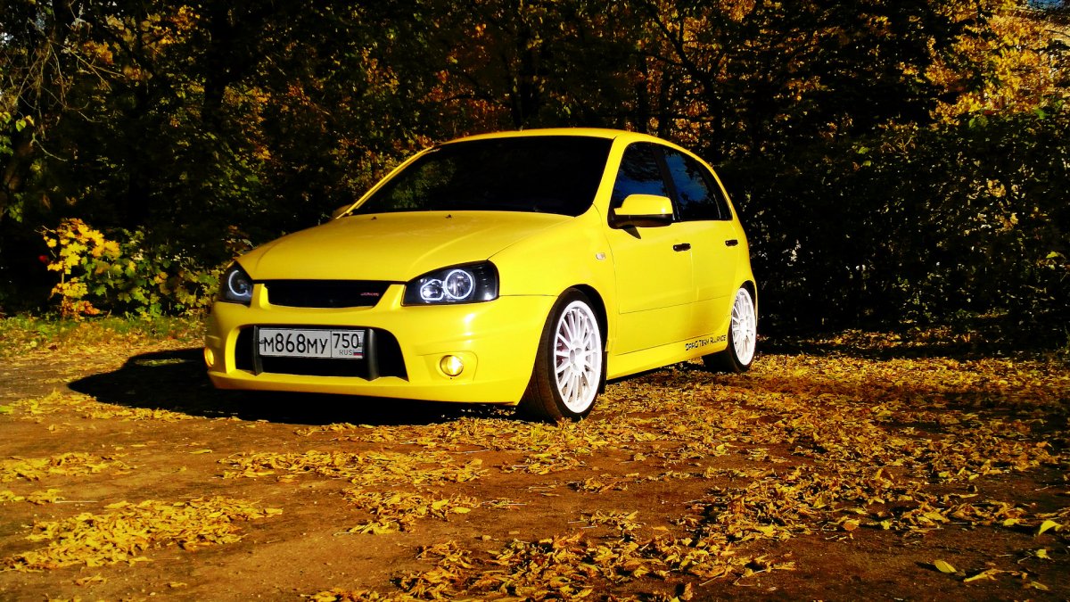Lada Kalina Sport жёлтый