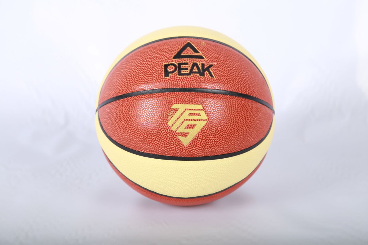 Баскетбольный мяч Peak q102130