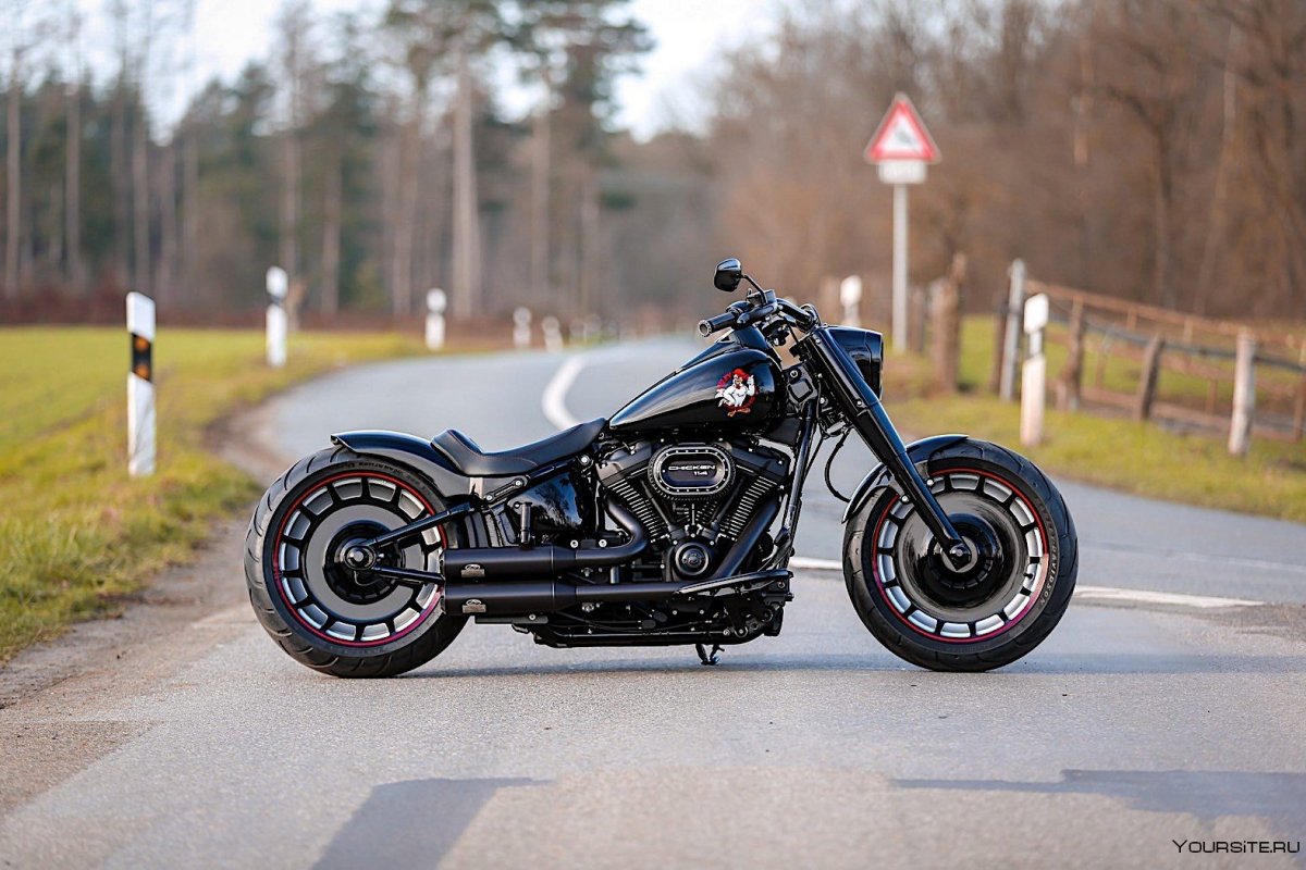 Мотоцикл Harley Davidson 114 fat boy
