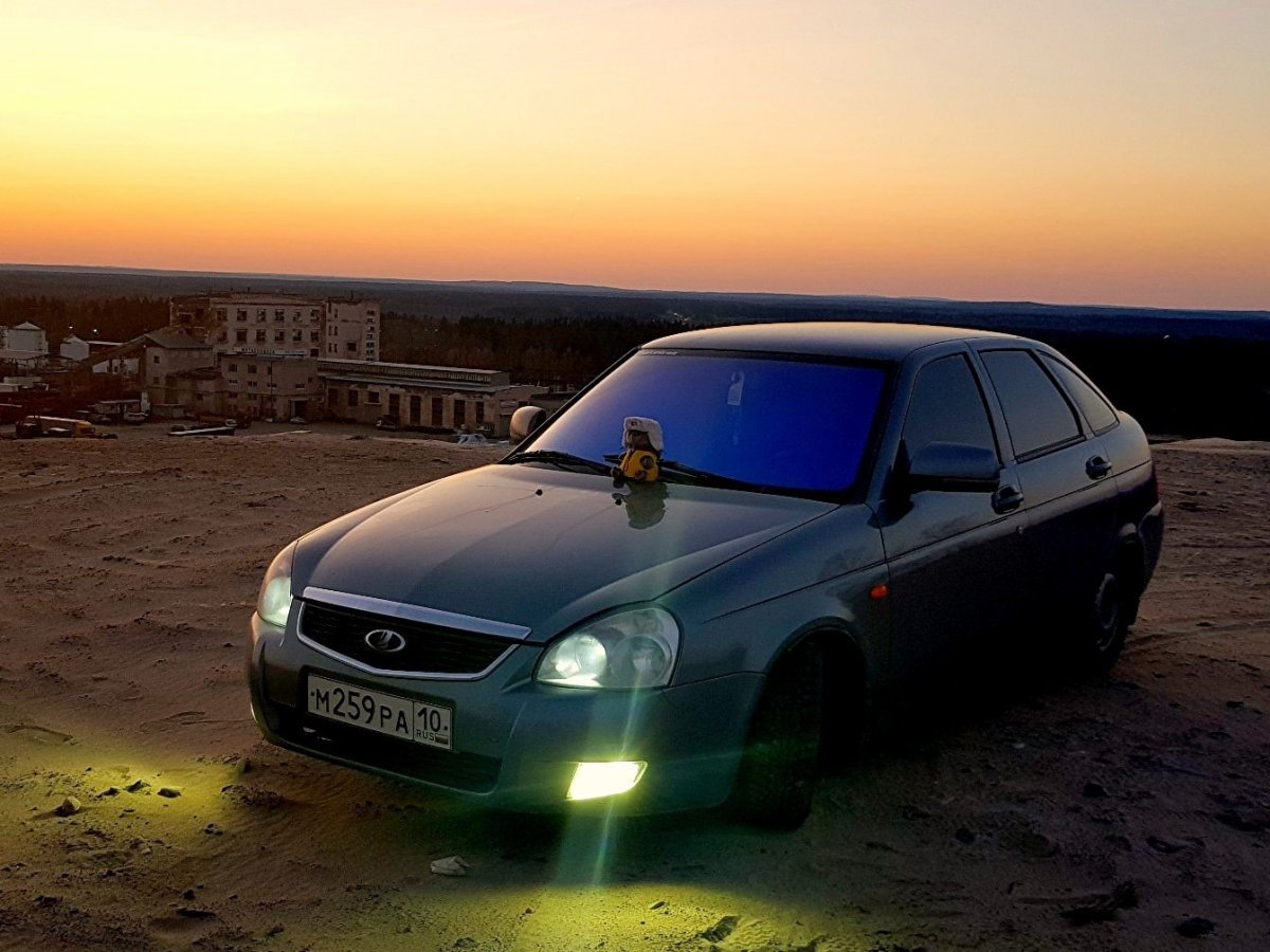 Приора седан 2009