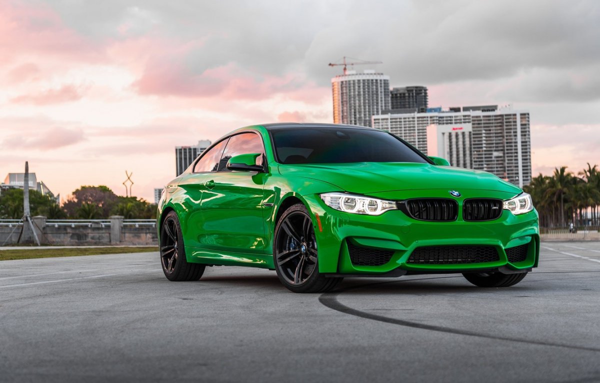 BMW m4 Green