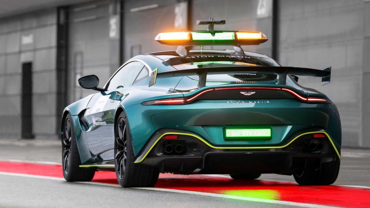 Aston Martin Vantage f1 2021