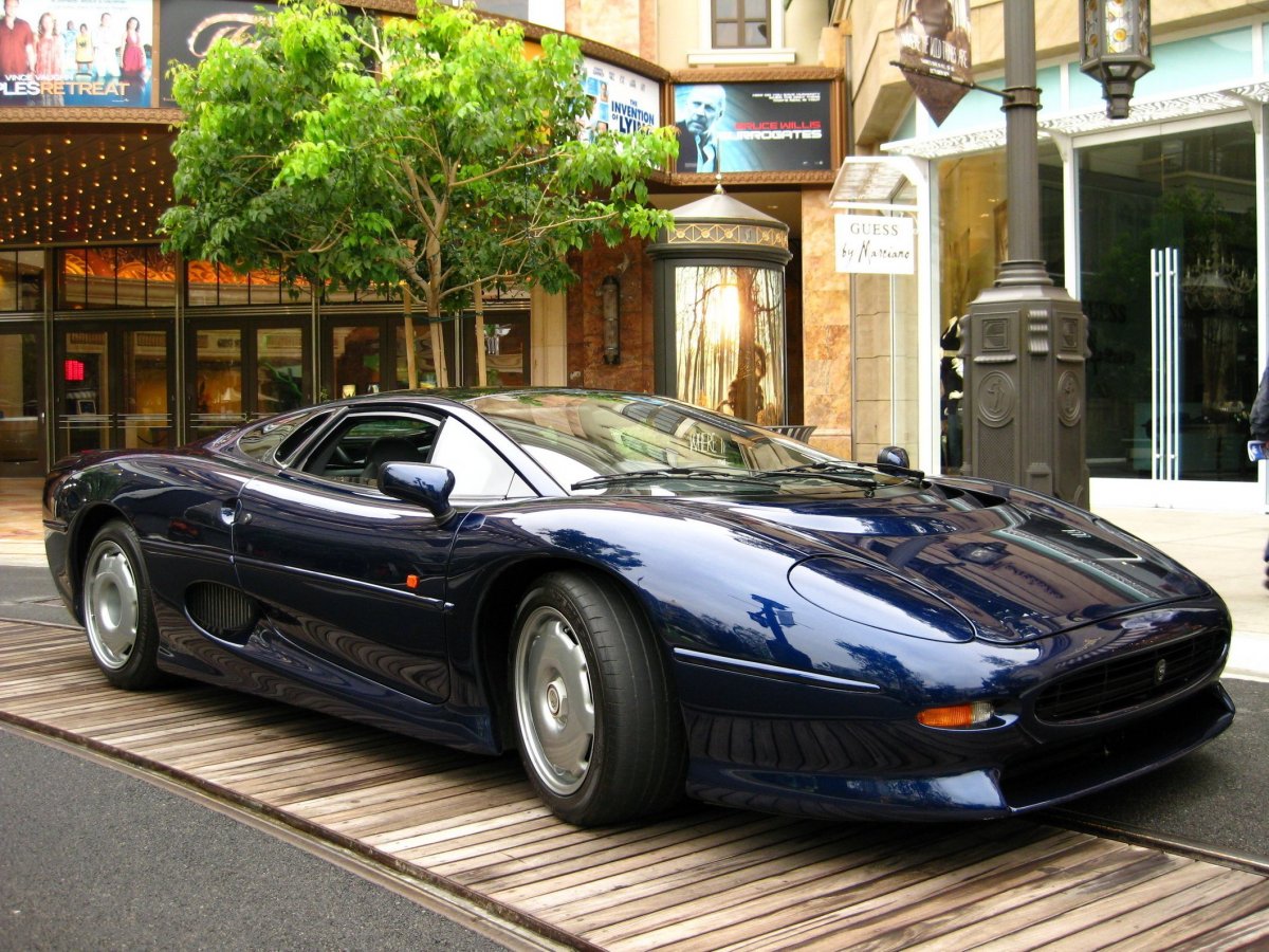 Jaguar xj220 Тачки