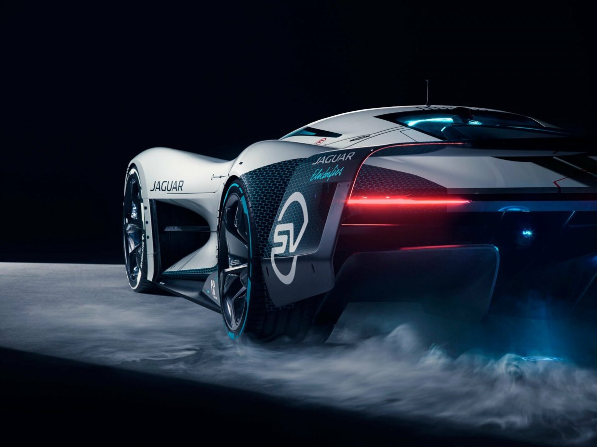 Jaguar Vision Gran Turismo SV