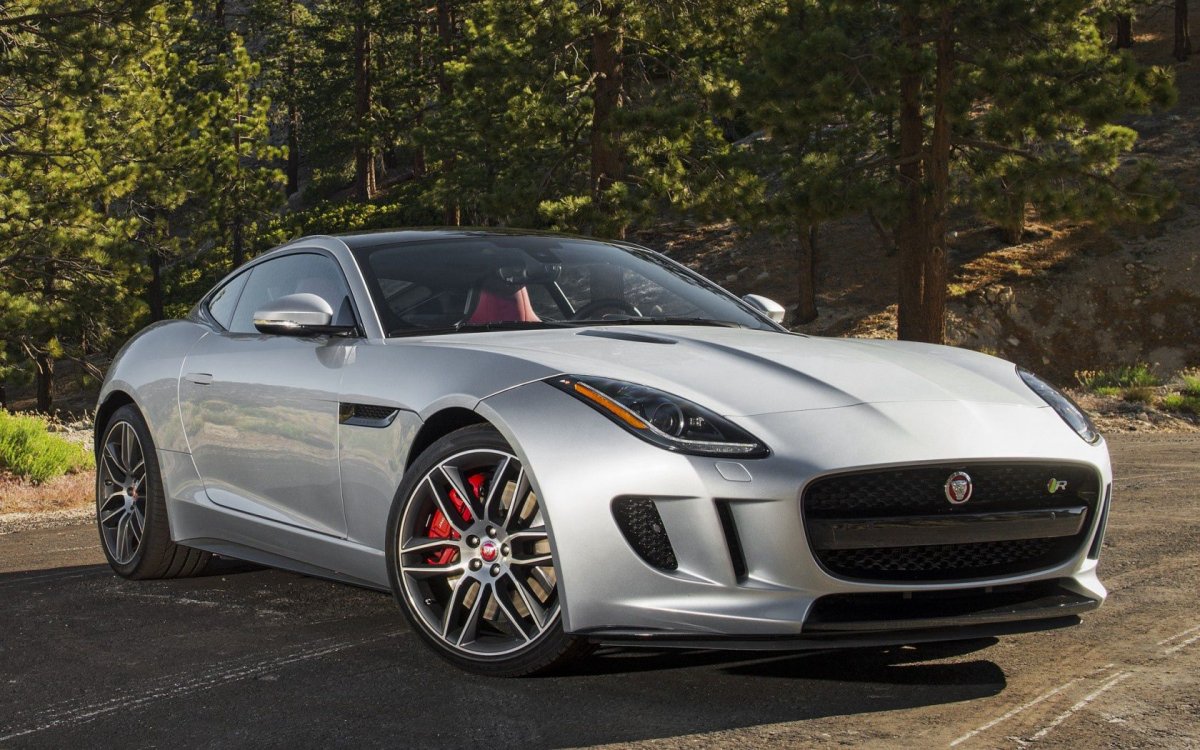 Jaguar f Type r 2015