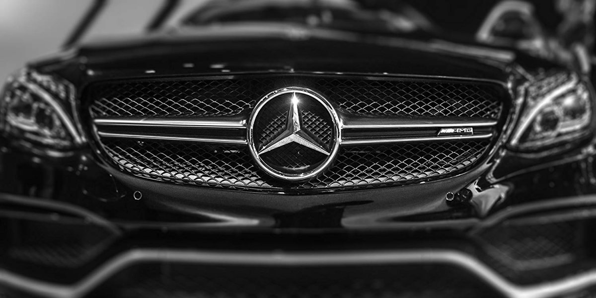 Mercedes Benz logo