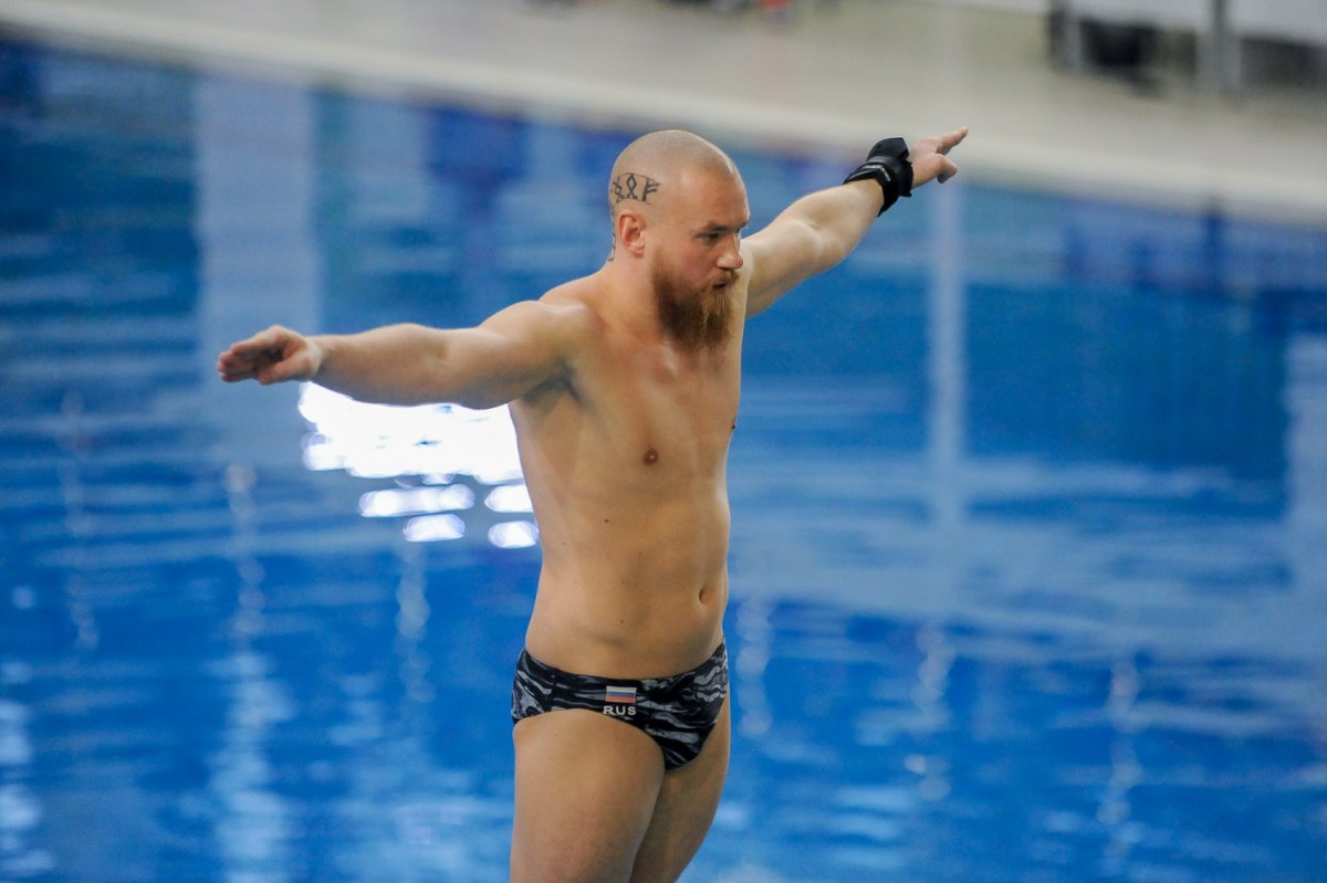 Евгений Кузнецов прыжки в воду