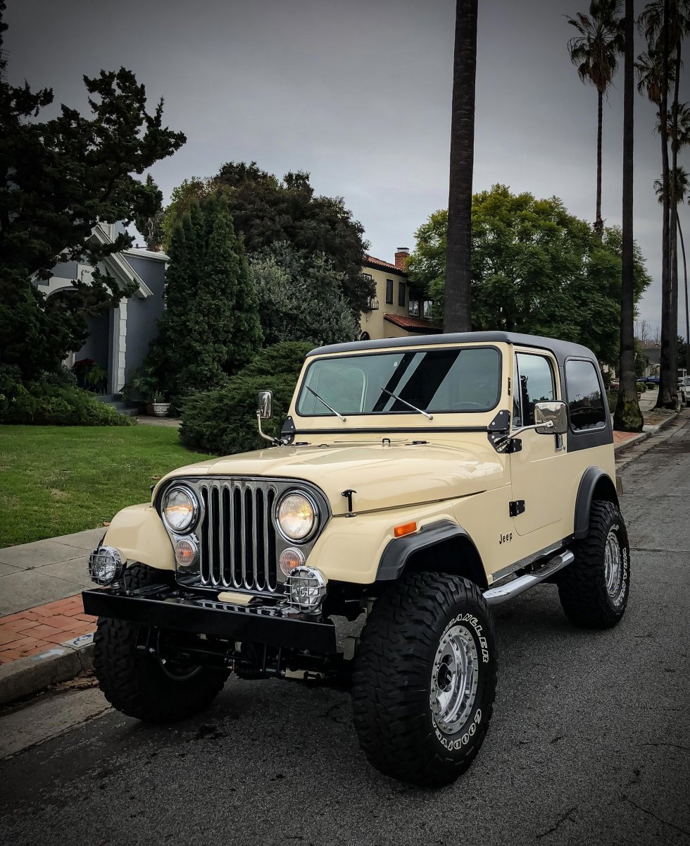 Jeep Wrangler 1985