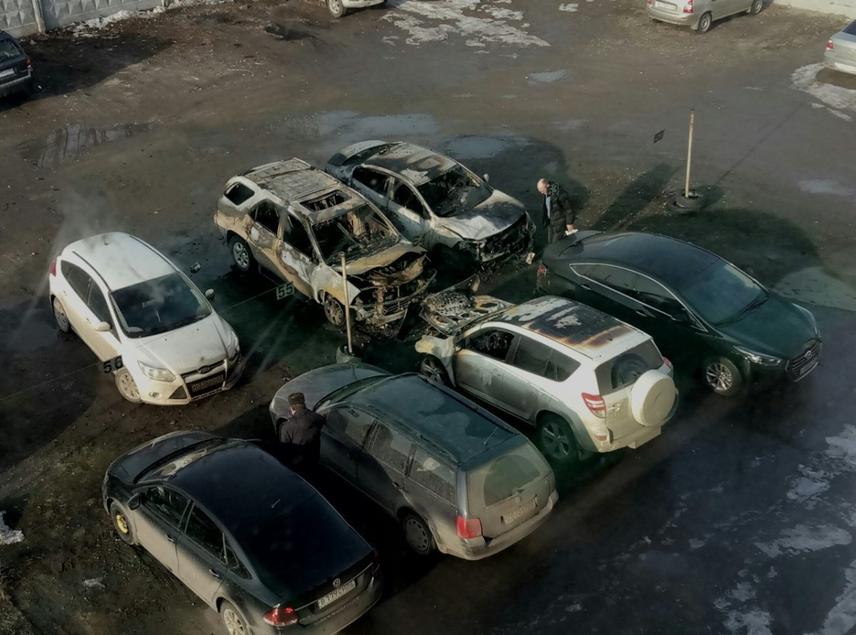 Сгорела машина в Канищево