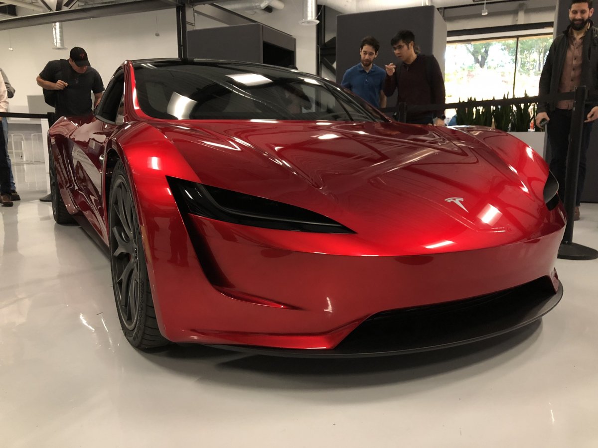 Tesla Roadster 2020 модель