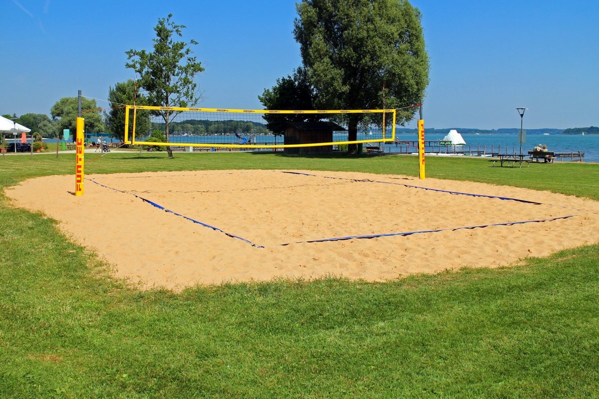 Песчаная волейбольная площадка