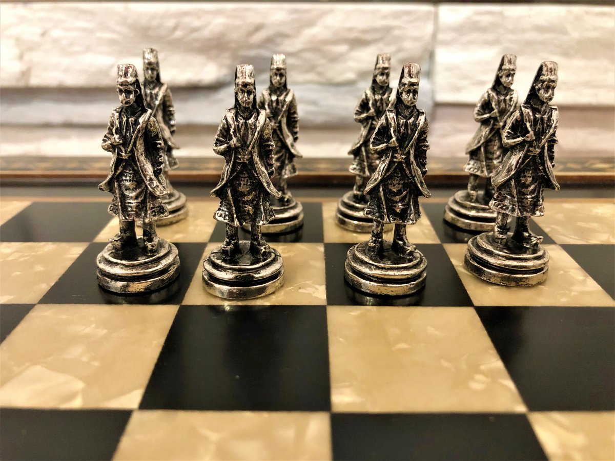 Турецкие шахматы из мрамора