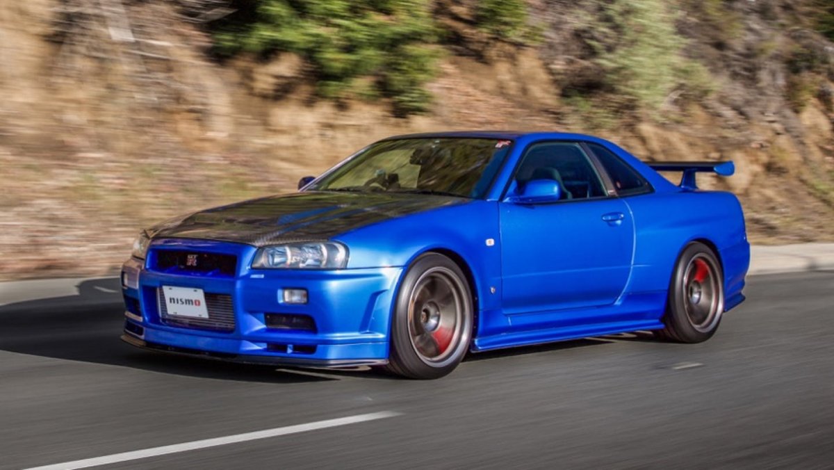 Nissan Skyline r34 Paul Walker морда