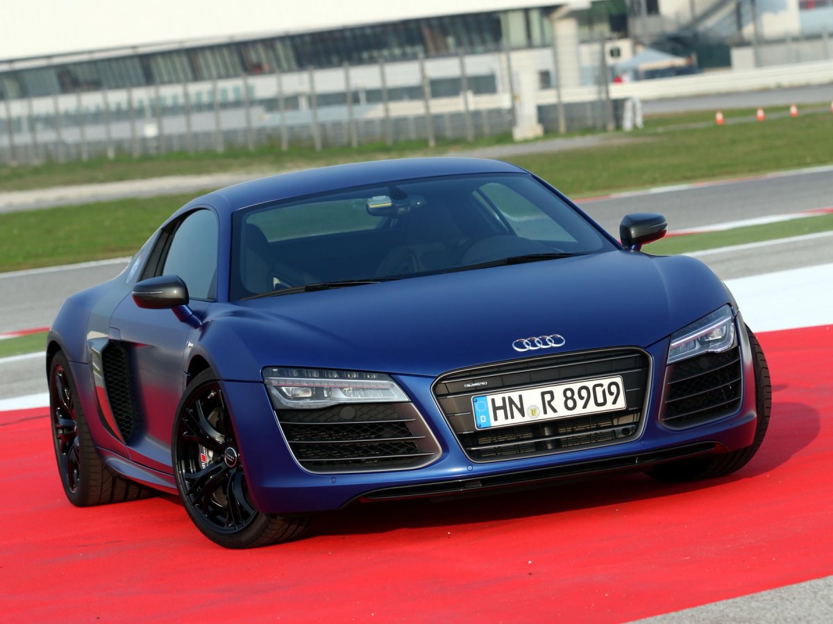 Audi r8 v10 Plus 2013