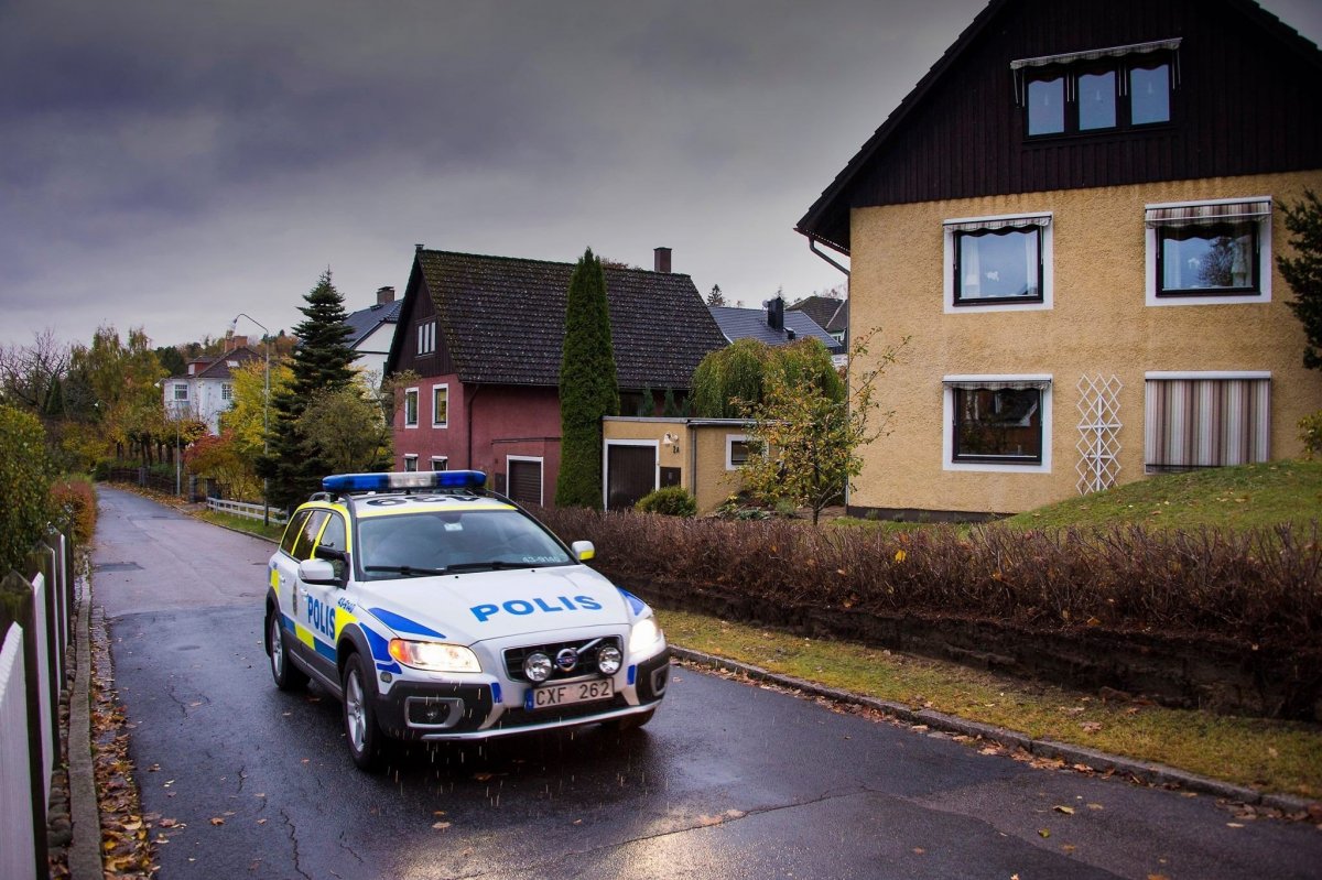 Volvo xc70 шведская полиция