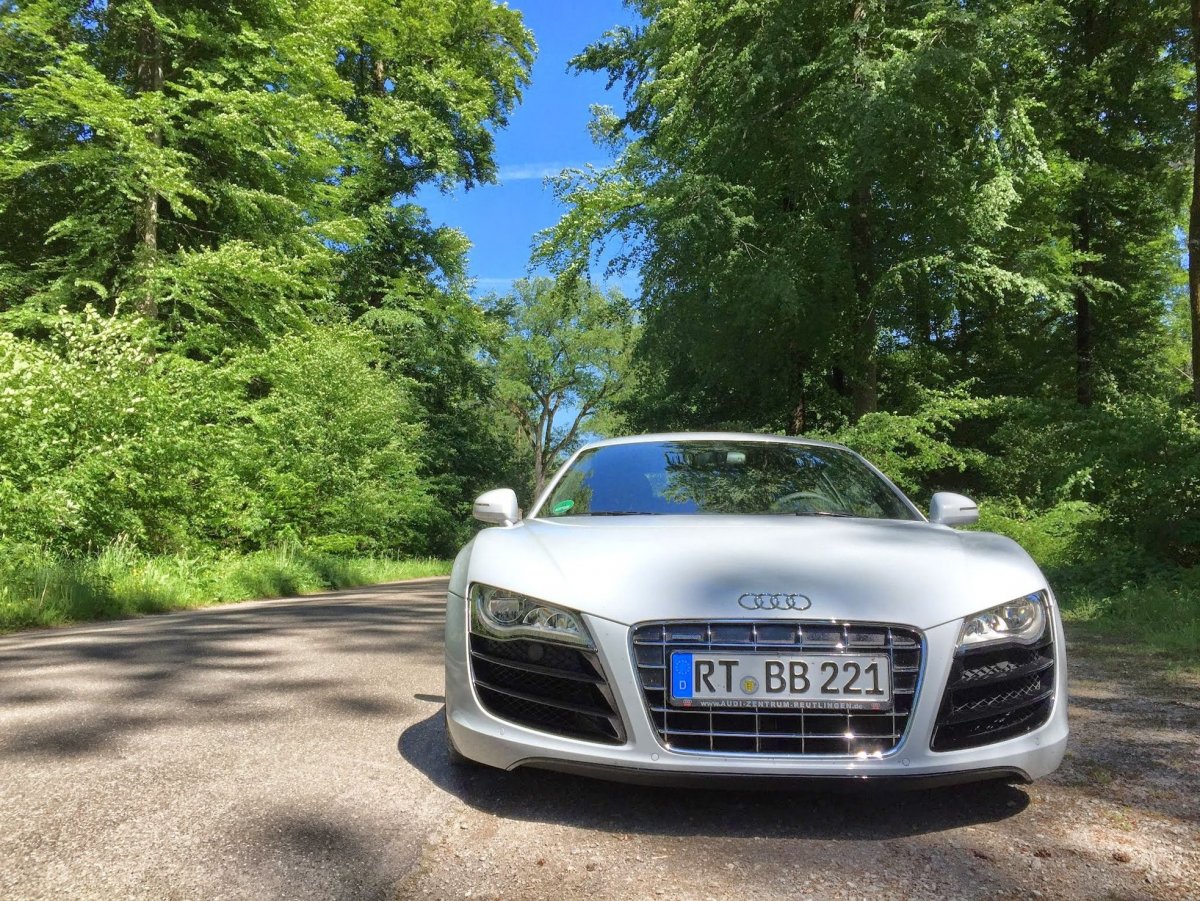 Ауди а6 r8