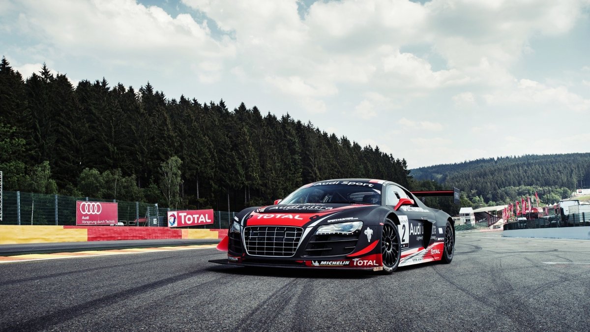 Audi r8 v10 Plus
