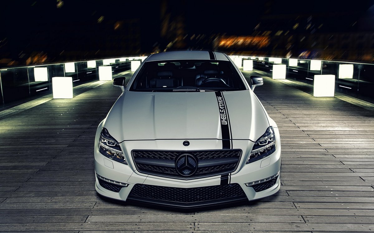 Mercedes Benz CLS 63 AMG Tuning