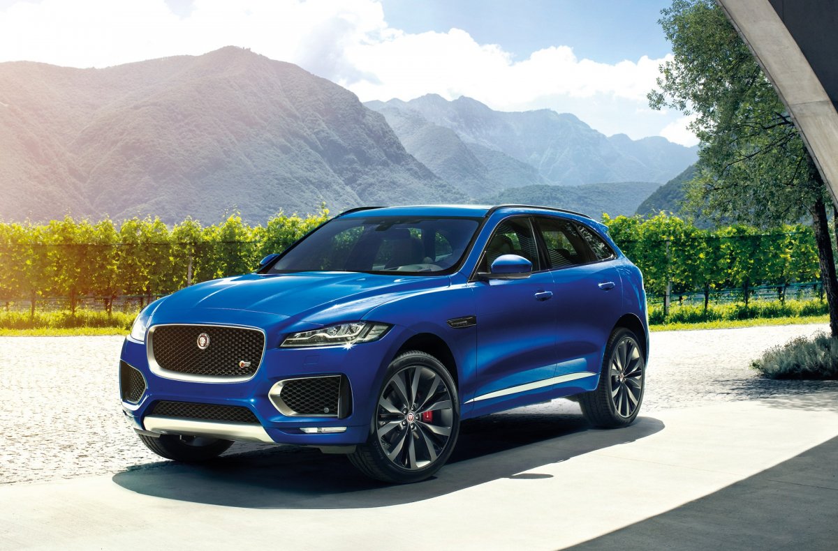 Jaguar f Pace 550 л.с