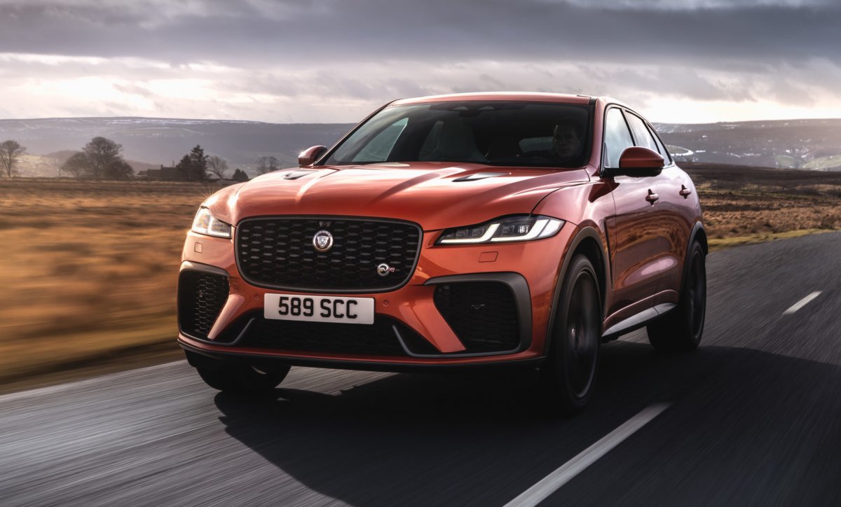 Ягуар e Pace 111