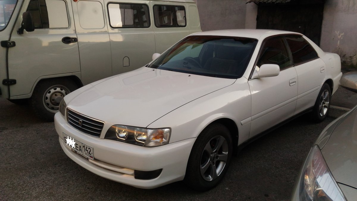 Toyota Corona 1995 бочка