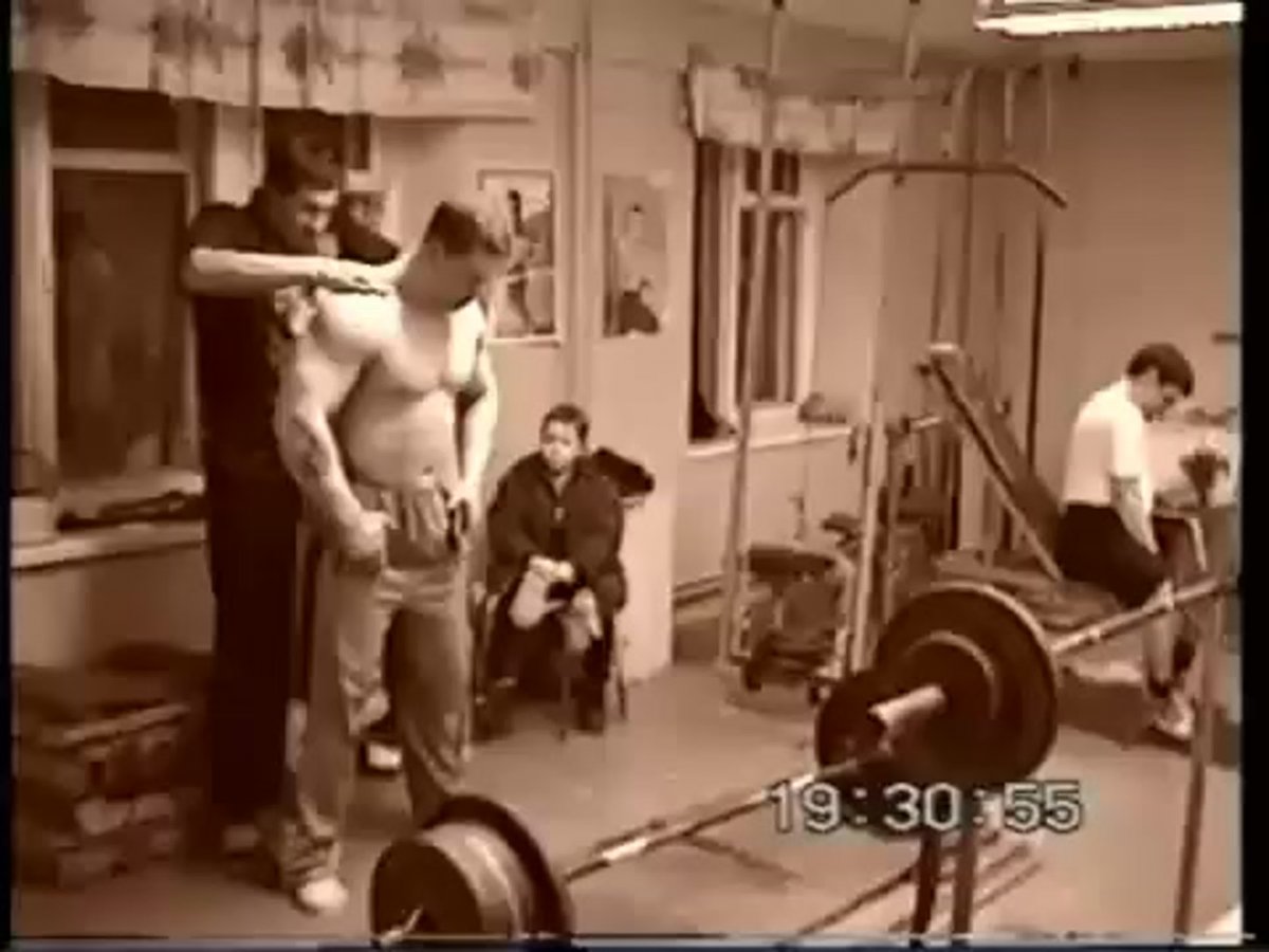 Пауэрлифтер Бушуев Карелия.