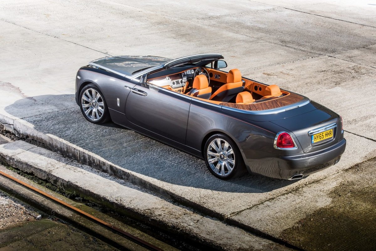 Aston Martin v12 Vantage Roadster